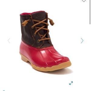 Sperry Saltwater boots in Tan Red